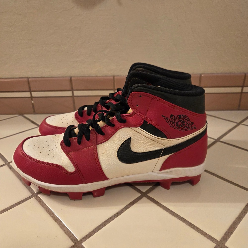 Jordan 1 Retro Mid MCS Baseball Cleats Gym Red White Black AV5354-611 Mens 10